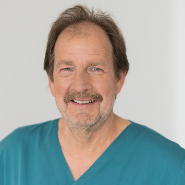 Das Labor-Team im Zahnzentrum Rheinbach: Jürgen Häring