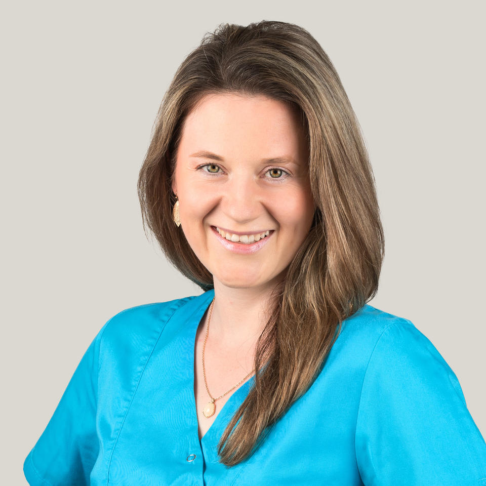 Das Team im Zahnzentrum Rheinbach: Olga Suchozki