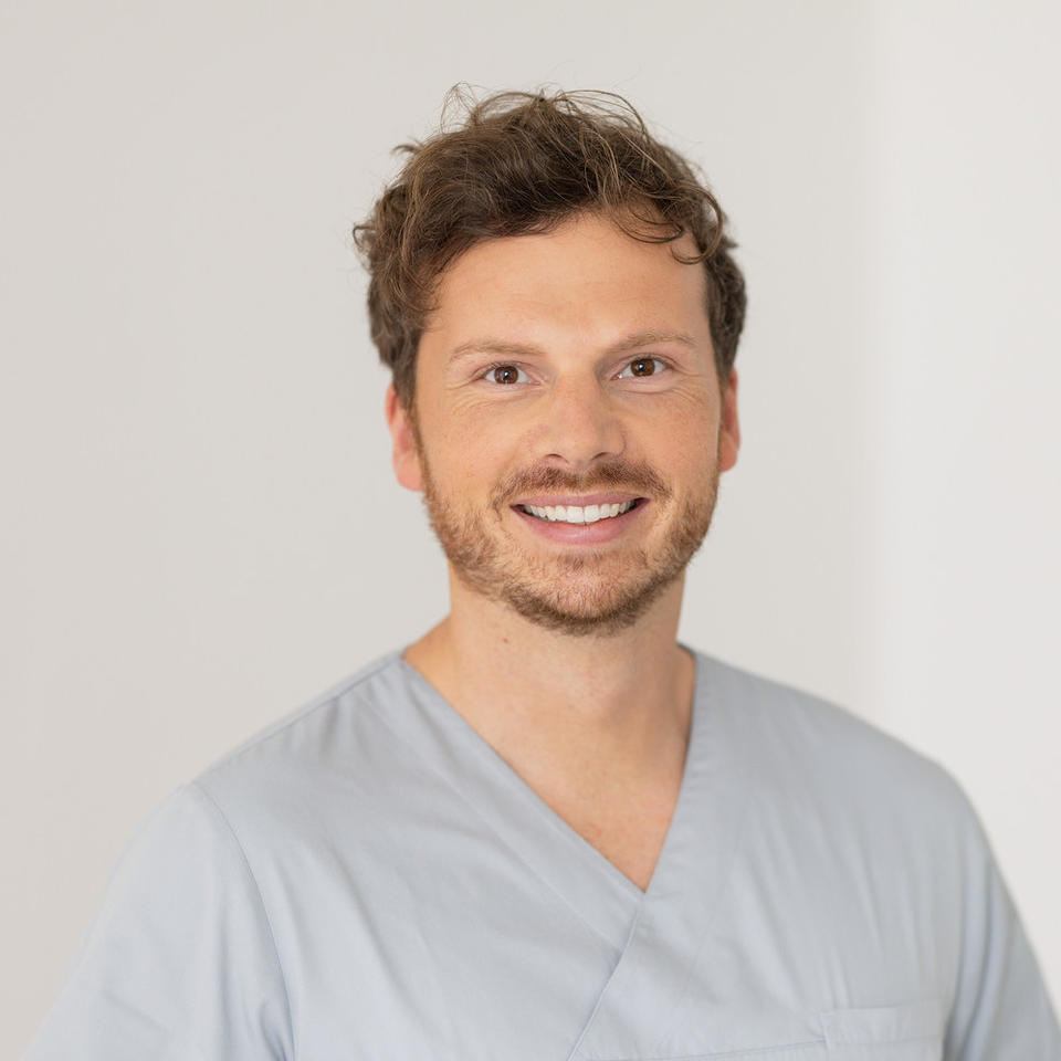 Das Zahnärzteteam im Zahnzentrum Rheinbach: Dr. Johannes Breuker