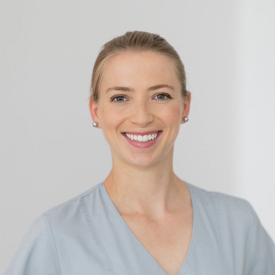 Das Zahnärzteteam im Zahnzentrum Rheinbach: Ricarda Wüst